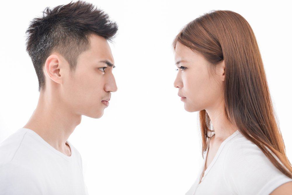 Kirjaudu suhde aviopuolisosi kanssa ei onnellinen