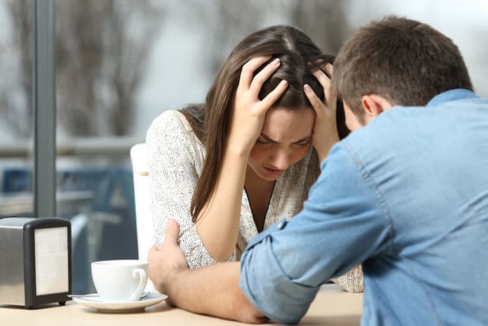 auttaa pariskuntia masentumaan
