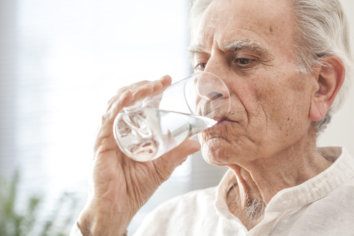 vanhukset juovat liikaa vettä
